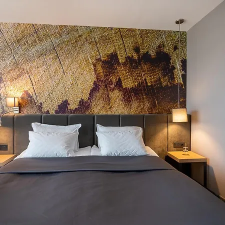 The Five Elements Hotel *
